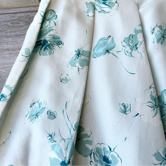 Banana Republic Pure Silk Floral A-Line Pleated Knee-Length Skirt - Picture 14 of 16